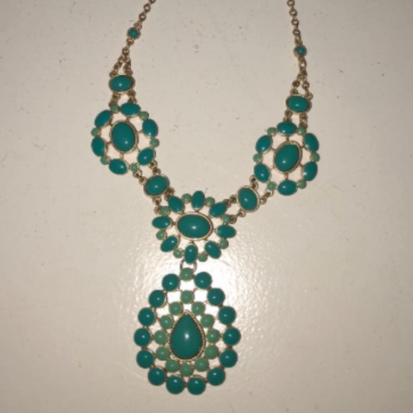 Necklace - Picture 1 of 2